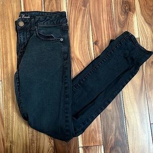 American Eagle Super Skinny Black Jeans Size 10 Short